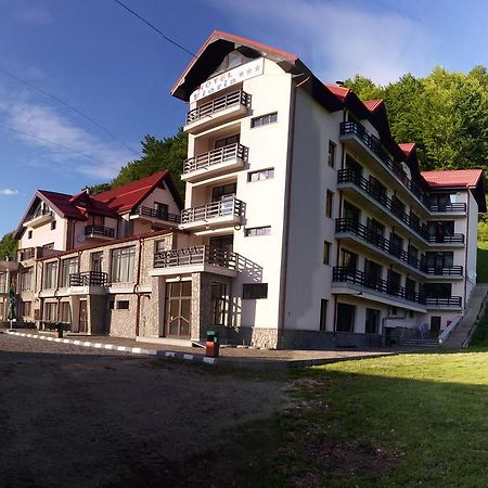 Hotel Floris Cheia  Zewnętrze zdjęcie