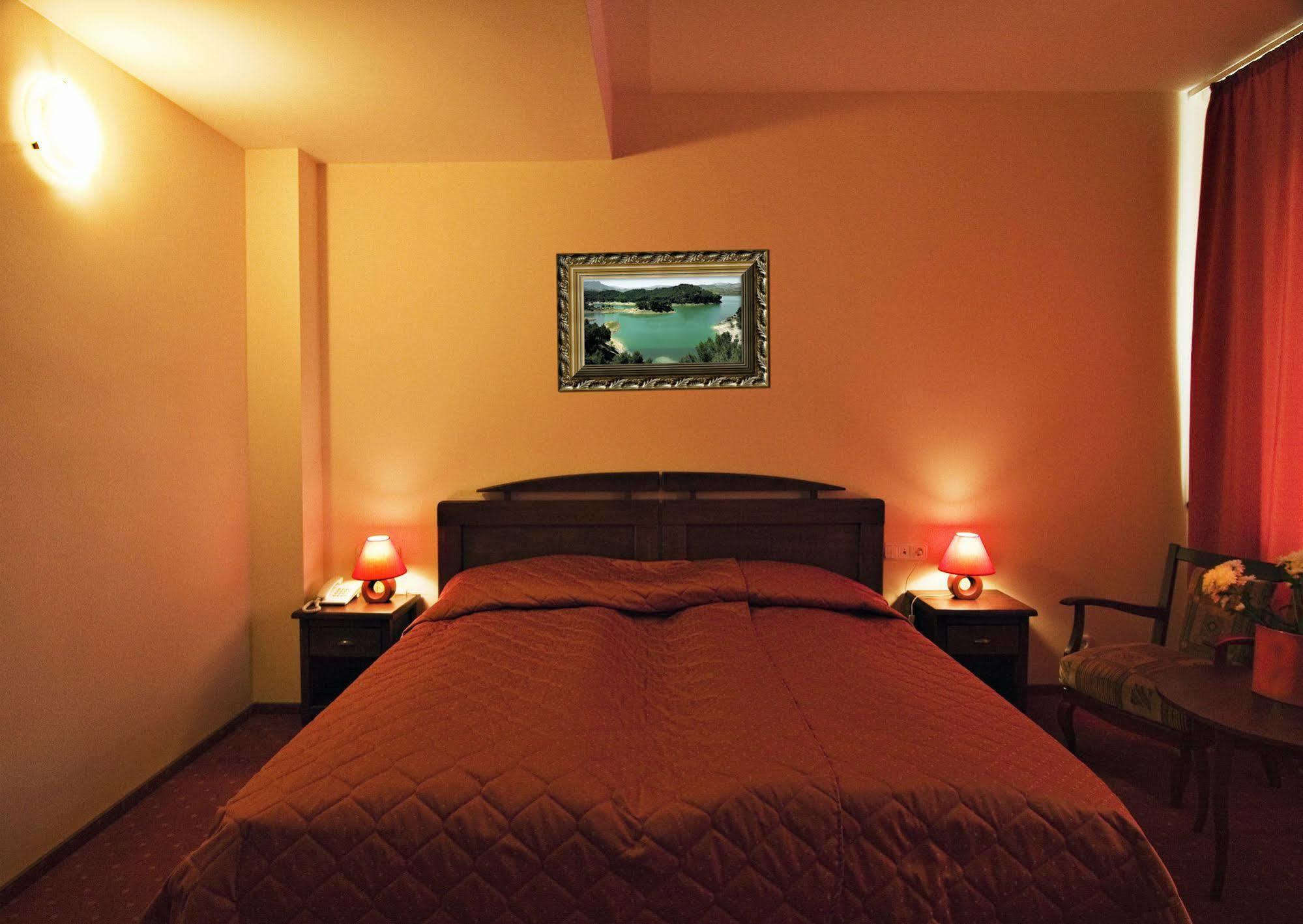 Hotel Floris Cheia  Zewnętrze zdjęcie