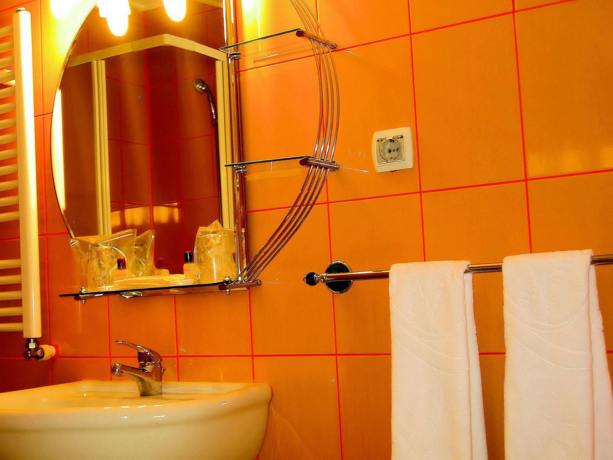Hotel Floris Cheia  Zewnętrze zdjęcie