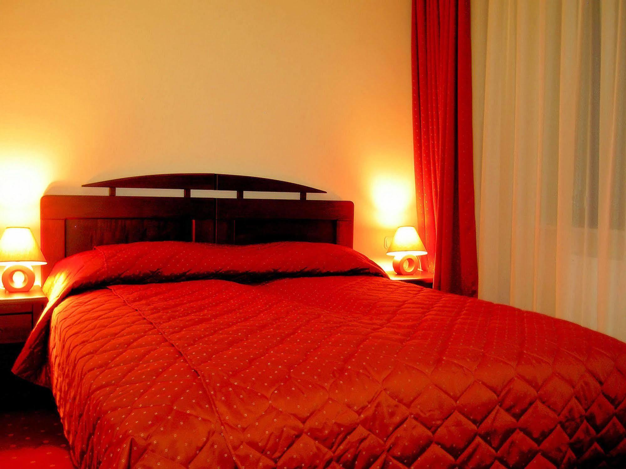 Hotel Floris Cheia  Zewnętrze zdjęcie